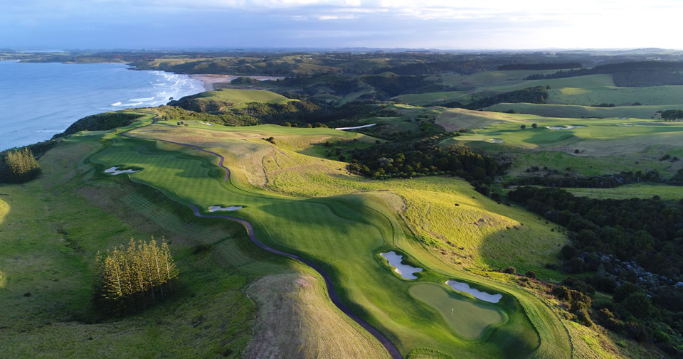 Kauri Cliffs No. 8 by Gary Lisbon Kauri Cliffs No. 8 by Gary Lisbon